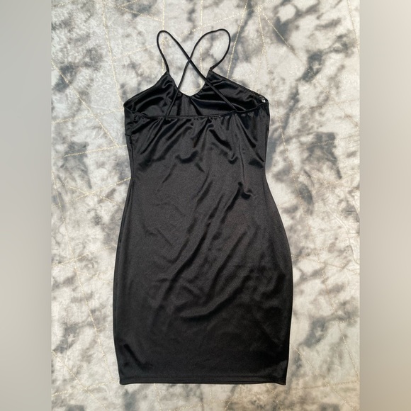 gLare Satiny Dress - Picture 4 of 9